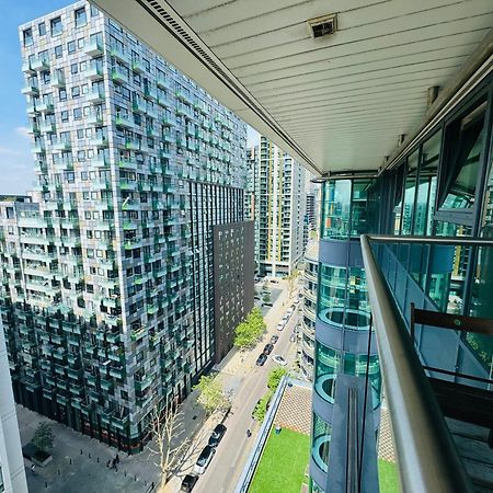 Modern 2Bed 2Bath Apartment Canary Wharf - Upto 5 Person Londres Exterior foto